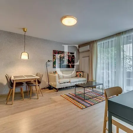 Oslo: A Modern Furnished With Parking